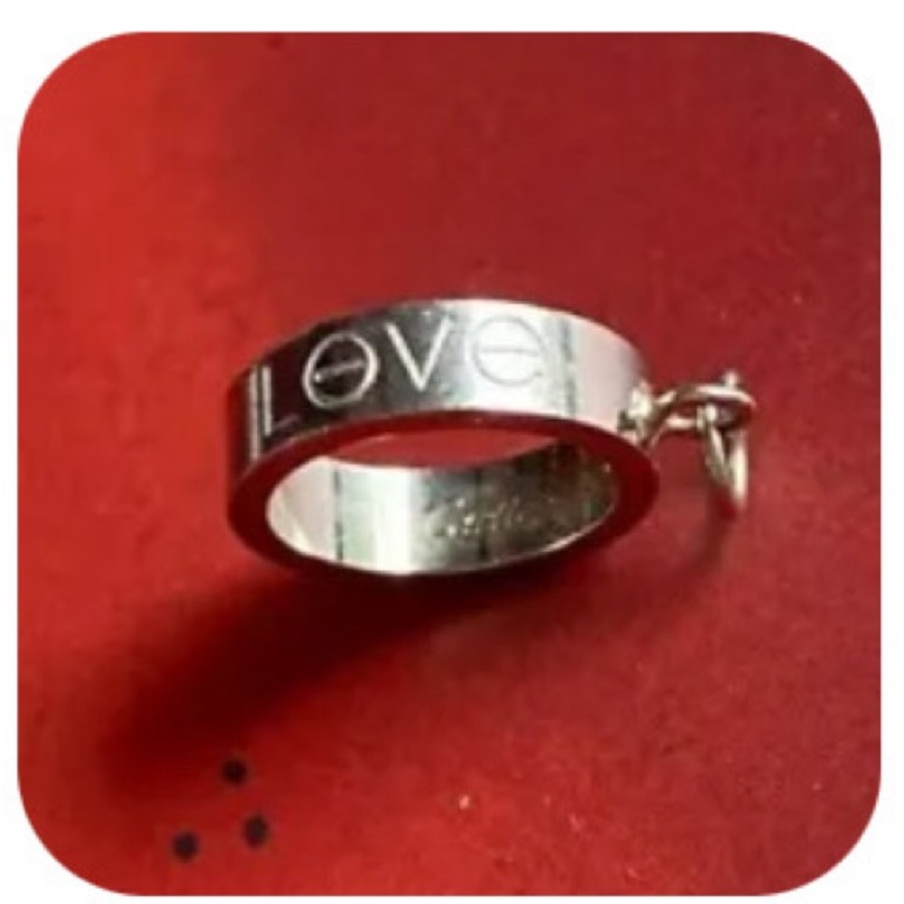 FIRM - Authentic Cartier Love Pendant
